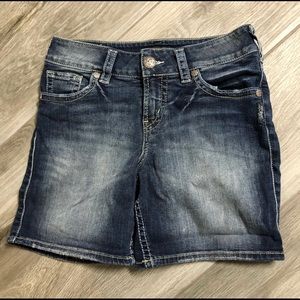 Woman’s silver jean shorts
